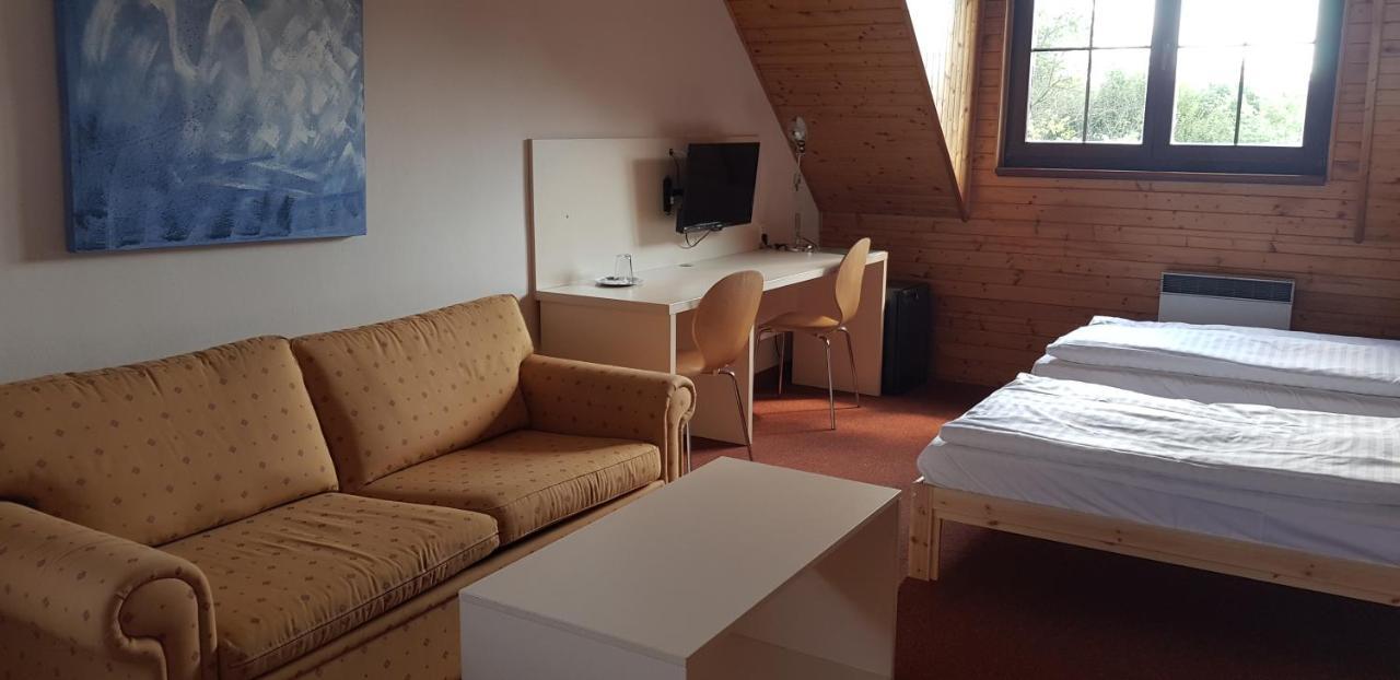 Sporthotel Kácov Zewnętrze zdjęcie