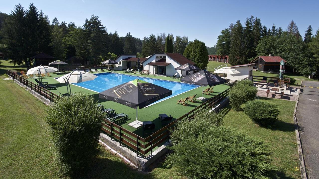 Sporthotel Kácov Zewnętrze zdjęcie