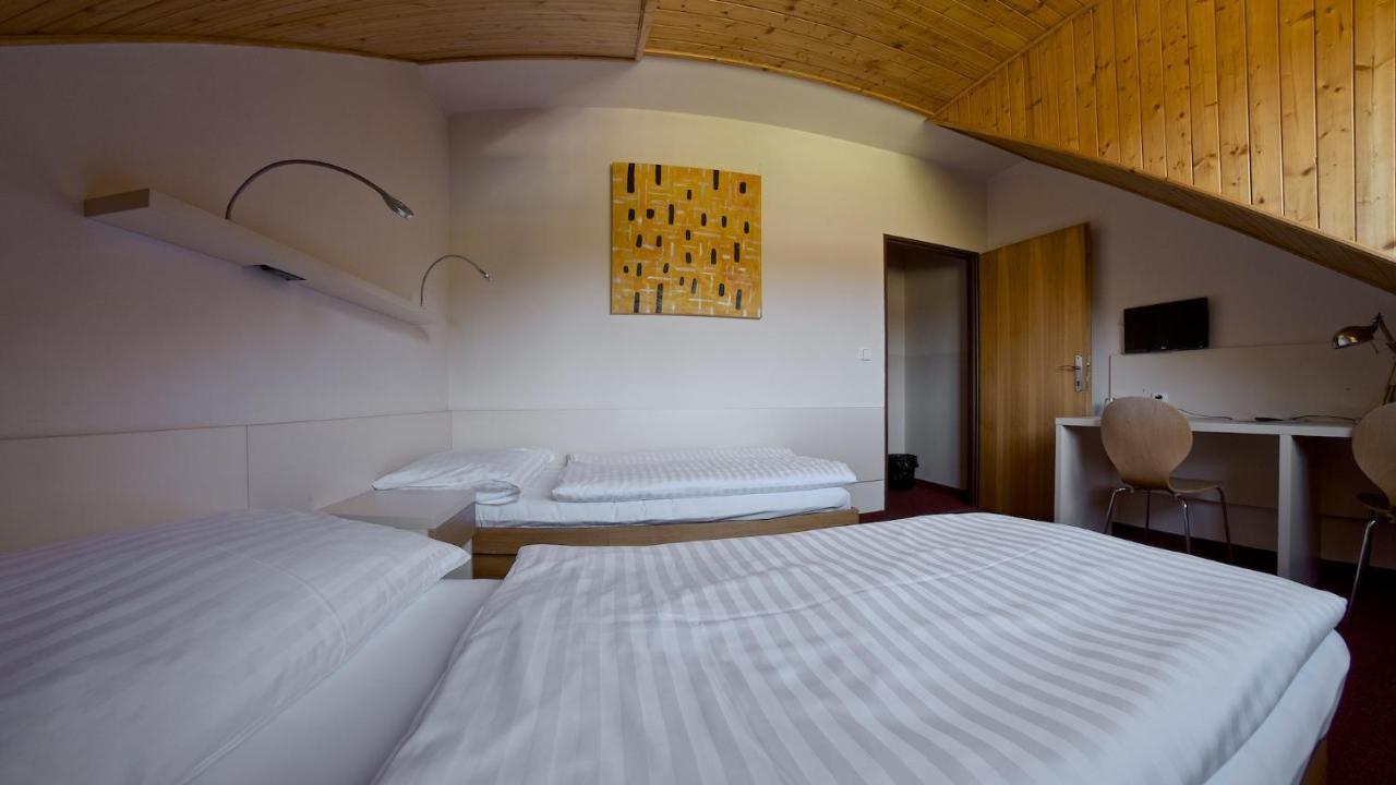 Sporthotel Kácov Zewnętrze zdjęcie