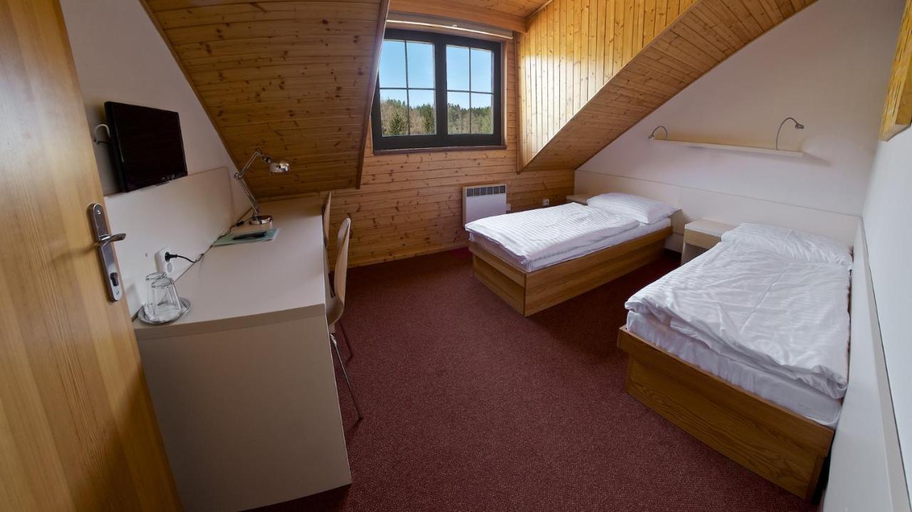 Sporthotel Kácov Zewnętrze zdjęcie